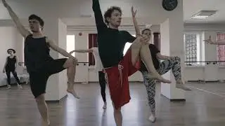 Contemporary workshop 1 with DANIELE SIBILLI @ International Dance Academy 360º Sofia