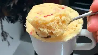 Vanilla mug cake in 1 minute