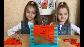 ДИАНА и МИЛАНА играют в игру КОШКА НА СТЕНЕ.Веселый челлендж.