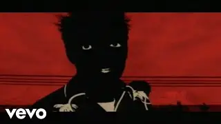 Queens Of The Stone Age - Go With The Flow (Official Music Video)