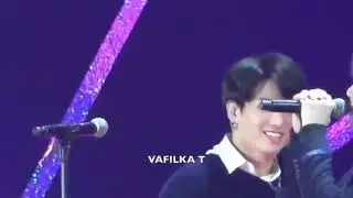 FANCAM - Jungkook Feel Not Good at SEOUL MUSIC AWARD 2019