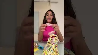 Mostrando o que veio na sacolinha de doces !!!