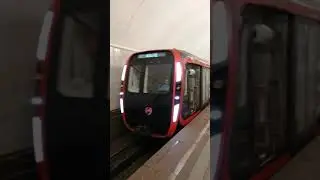 Поезд метро 