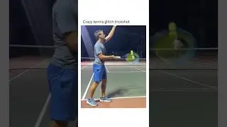 Craziest Tennis glitch 😳 (via @jakethejuice3) 