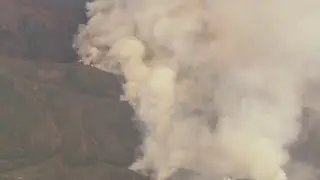 Massive fire in Trabuco Canyon grows