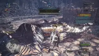 Right in the poophole! - Monster Hunter World, Arch-Tempered Kushala Solo Bow