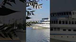 Пароход Максим Литвинов