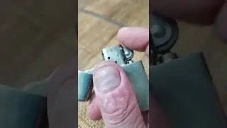 Старенькая ZIPPO 201.