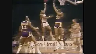 Kareem Abdul-Jabbar DENIES Maurice Lucas Dunk Attempt at the Rim! (1977 WCF Game 4)