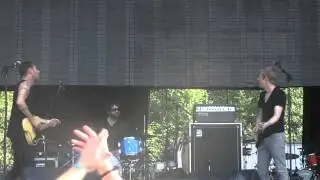 Divine Fits - Civilian Stripes (Live at Squamish)