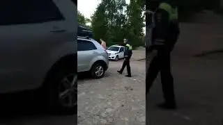 Наглый полицейский