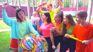 ГОНЯЕМ ВОЖАТУЮ ПО ВСЕМУ ЛАГЕРЮ!!! Кто Попал в ПОЛИЦИЮ?