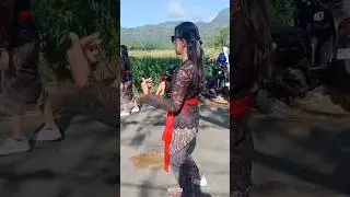 Kebayak cantik lagi karnaval 