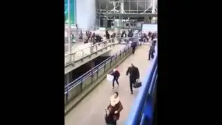 ТЕРРОР И ТЕРРОРИСТИЧЕСКИЙ АКТ В БРЮССЕЛЕ. ВИДЕО ОЧЕВИДЦА.