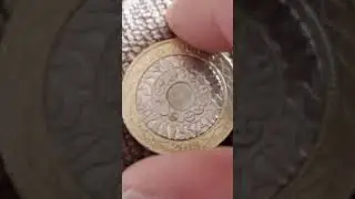 12500$ 2 POUNDS  QUEEN ELIZABETH ERROR....