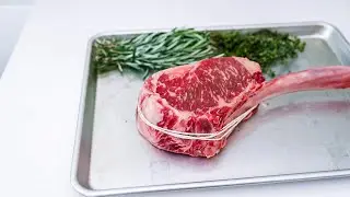 Smoked WAGYU Tomahawk Steak. (30 seconds of #foodporn)