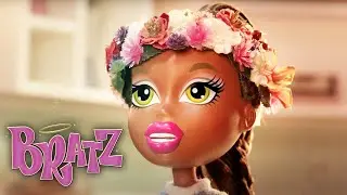 Everyone's a Queen! | Bratz Web Series Compilation