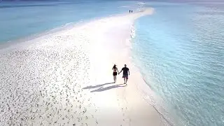 Couple Walking on a Beach with a Drone । No Copyright Footage । Footage 01 । #nocopyrightfootage