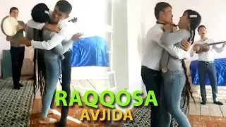 Bu raqqosa nimalar qildi deyman... Raqqosa, Tuylardagi  raqqosalar,