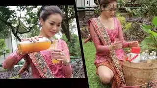 Model tukang jamu yang berani tampil telanjang