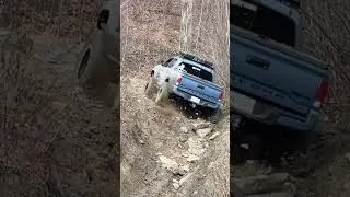 Toyota Tacoma Hill Climb Off Road!! #youtubeshorts #toyotatacoma #offroad