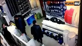 Кража в магазине сантехники