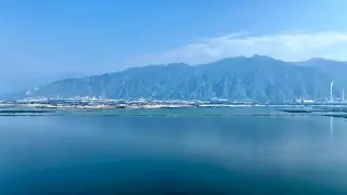 Stunning ancient lake in N China attracts flocks of migratory birds