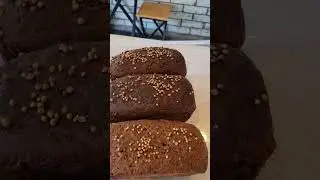 🍞 Что попробовать в пекарне Home Bakery? Бородинский хлеб и медовый чак-чак! 