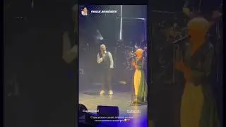Варум не смогла спеть песню на концерте Агутина?