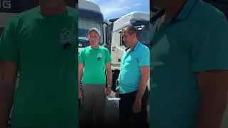 Девушка в дальнобое 