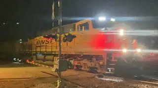 BNSF Stacker (S-LHWALT) at Decatur, TX (November 2, 2024)