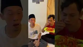 Makan cabe rawit manis