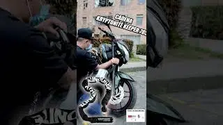 Como ASEGURAR el CASCO a la MOTO