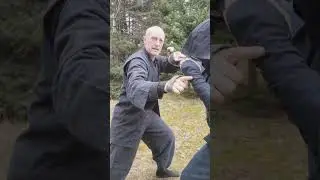 Shuko and ashiko work together with your taijutsu. A henka of Fudo, from Shinden fudo Ryu