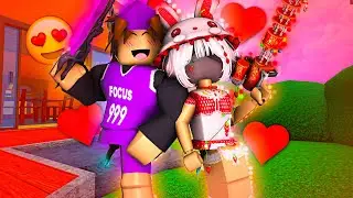 BEATING PLAYERS with GIRLFRIEND in MM2.. 😂 (Murder Mystery 2) *Funny Moments*