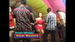 DANGDUT MESUM ~ LANANGE JAGAT ~ KIRANA