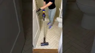 Cleaning the guest bathroom 🧼