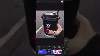 Как в PicsArt исправить фон на фотографии
