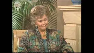 Joan Plowright 