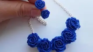 Комплект с синими розами из полимерной глины