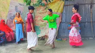 গোসল করে দামান নয়া দিঘির পাড়ে |
