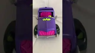 Vampirina hauntleys mobile car