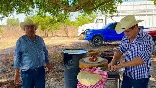 MEGABURROS EN EL CAMPO ¿TE LLENARAS CON UNO? || RUTA LA NUEVE