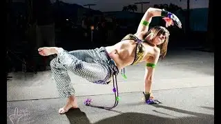 Female Capoeira Artists - Capoeira Tribute