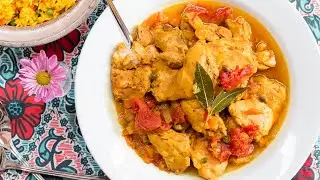 Turmeric Arroz con Pollo - Spanish Chicken and Rice Recipe - Eat Simple Food