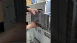 No começo, eu não tinha nenhuma impressora. Hoje, abro uma caixa com uma Xerox Altalink c8130