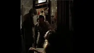 Get back in there! ( Texas Chainsaw Massacre 1974 )