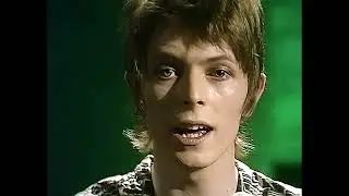 David Bowie - Oh! You Pretty Things (Old Grey Whistle Test, 1972) [HD Upgrade]