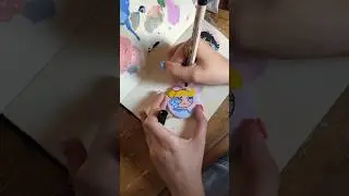 Что дарить подружке, если браслеты дружбы и кулоны с сердечками уже есть? Отвечает Спаржа
