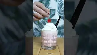 Розовый коктейль 